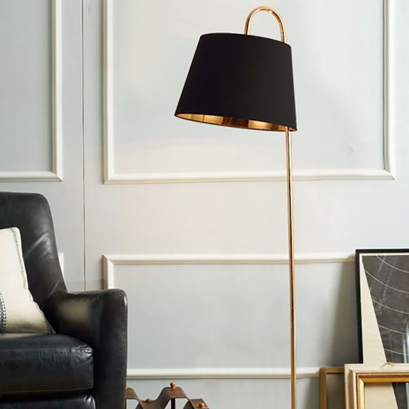 Eryn Moderne Cilinder Vloerlamp, Zwart/Wit, Metaal/Stof, Slaapkamer
