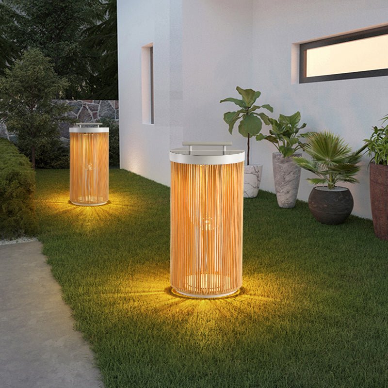 Ritta Retro LED Buiten Vloerlamp Kaki Metaal/Rattan Tuin