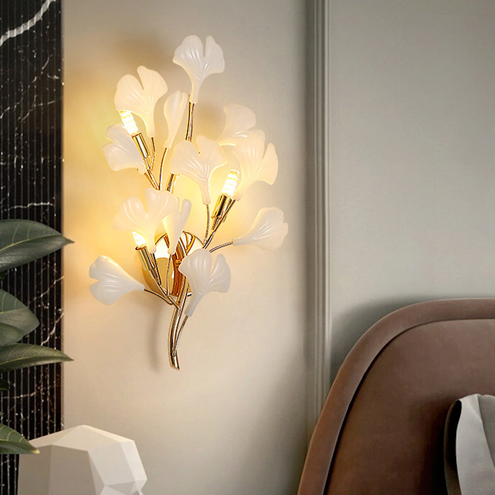 Olivia Decoratieve Bloem Wandlamp Wit Goud Keramiek Metaal Slaapkamer