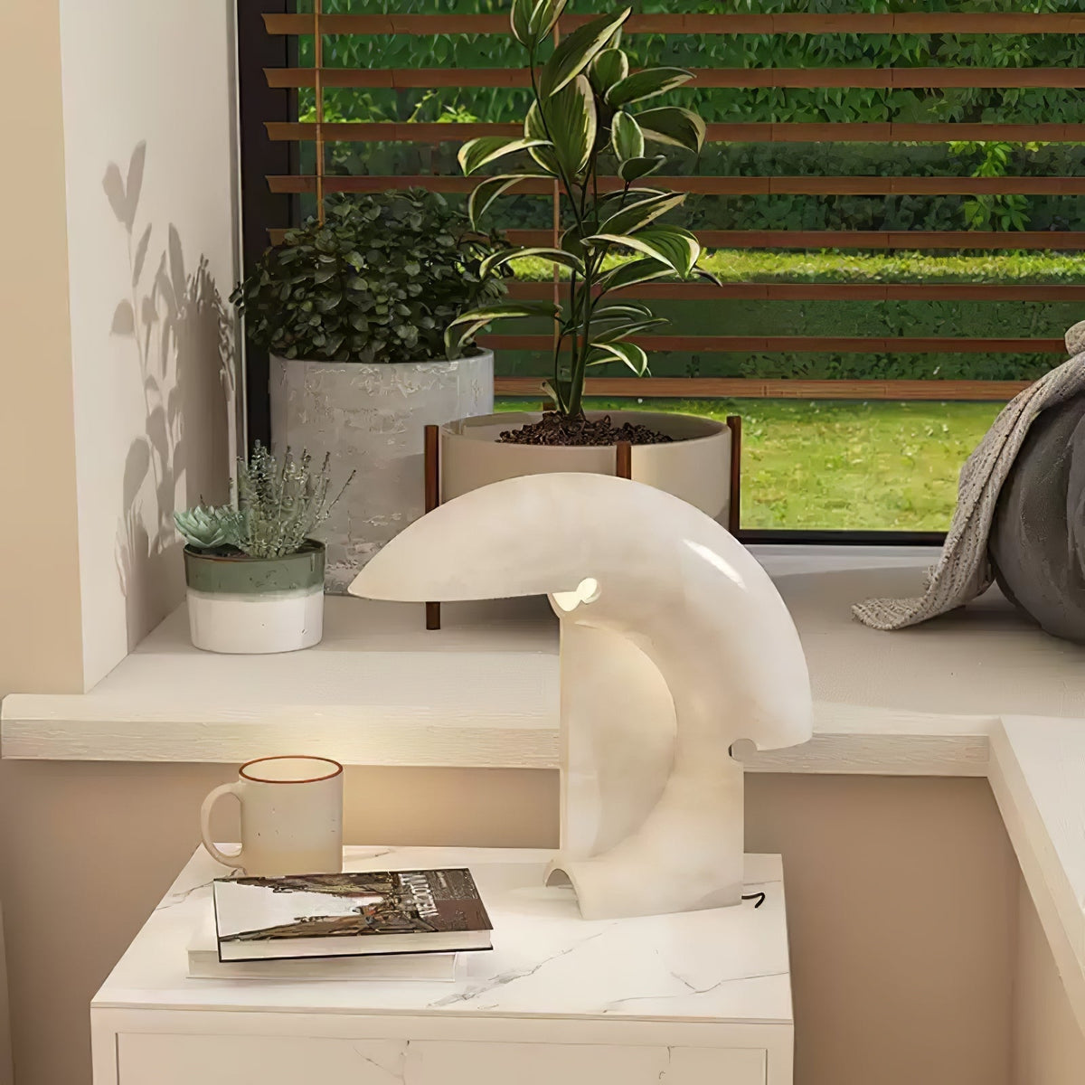 Emmy Moderne tafellamp van marmer