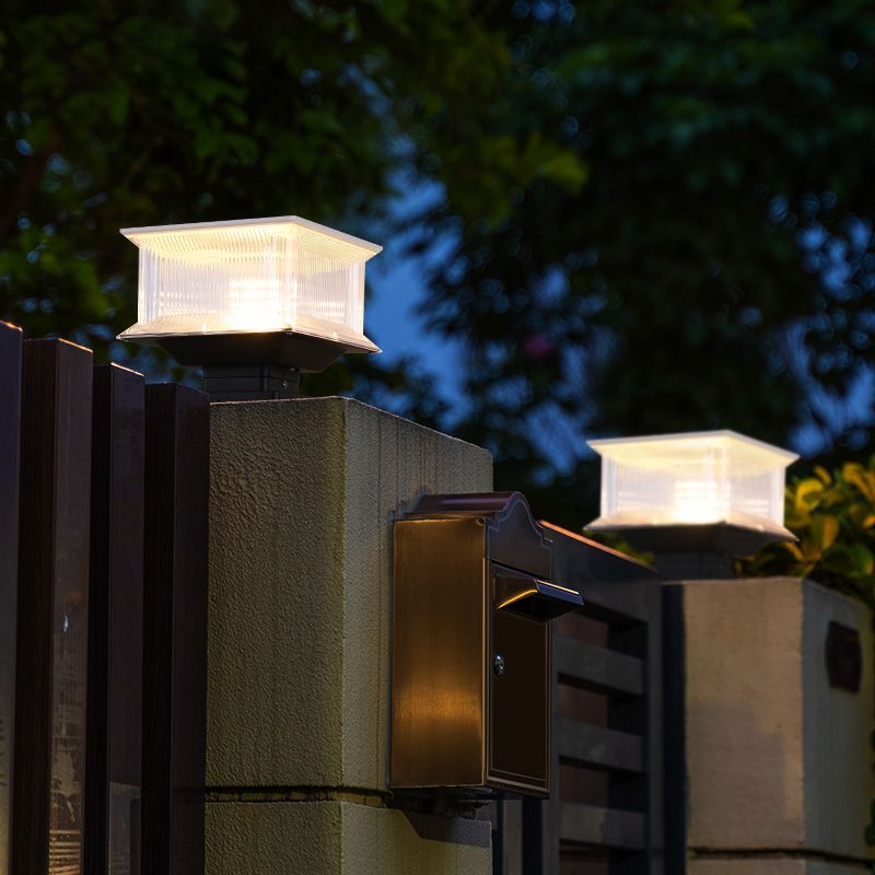 Riley Moderne LED Kubus Buitenlamp Zonne Metaal/Acryl Zwart Tuin/Stoeprand/Balkon
