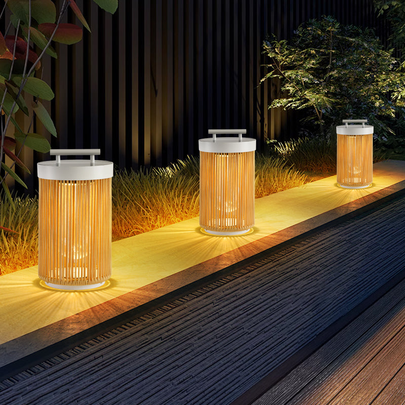Ritta Retro LED Buiten Vloerlamp Kaki Metaal/Rattan Tuin
