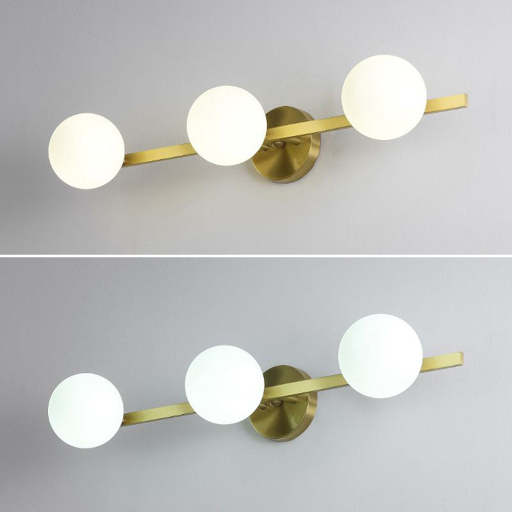Valentina Retro Ronde LED Wandlamp Goud Metaal Glazen Bollen Badkamer