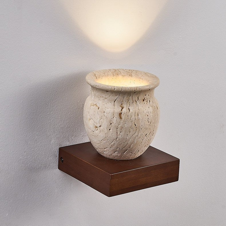Teriinine sculpturale wandlamp
