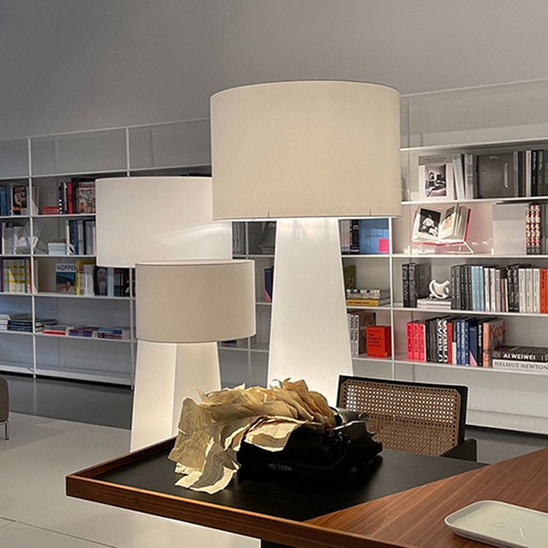 Eryn Moderne Design LED Cilinder Vloerlamp Metalen Stoffen Eetkamer/Woonkamer