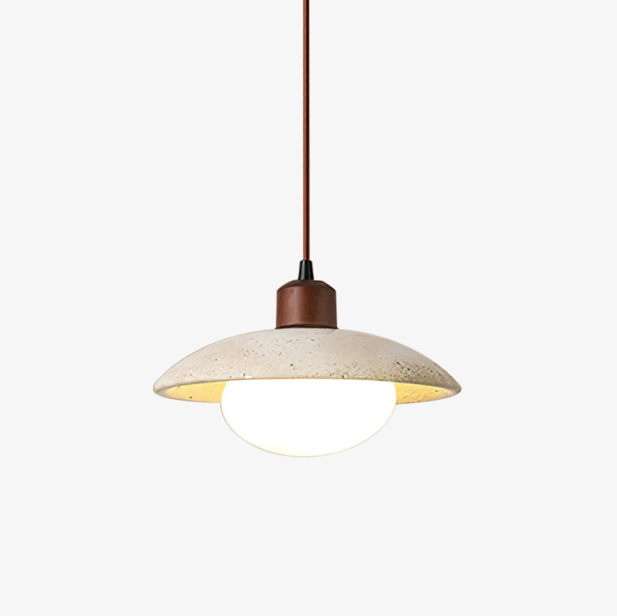 Delora hanglamp met bolvormige kap van geel travertin