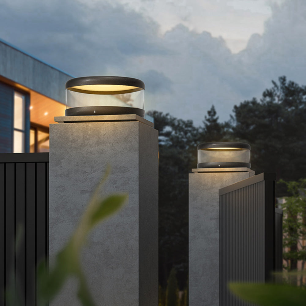 Riley Moderne Zonne Energie Buitenlamp Zwart Metaal/Acryl Tuin/Balkon
