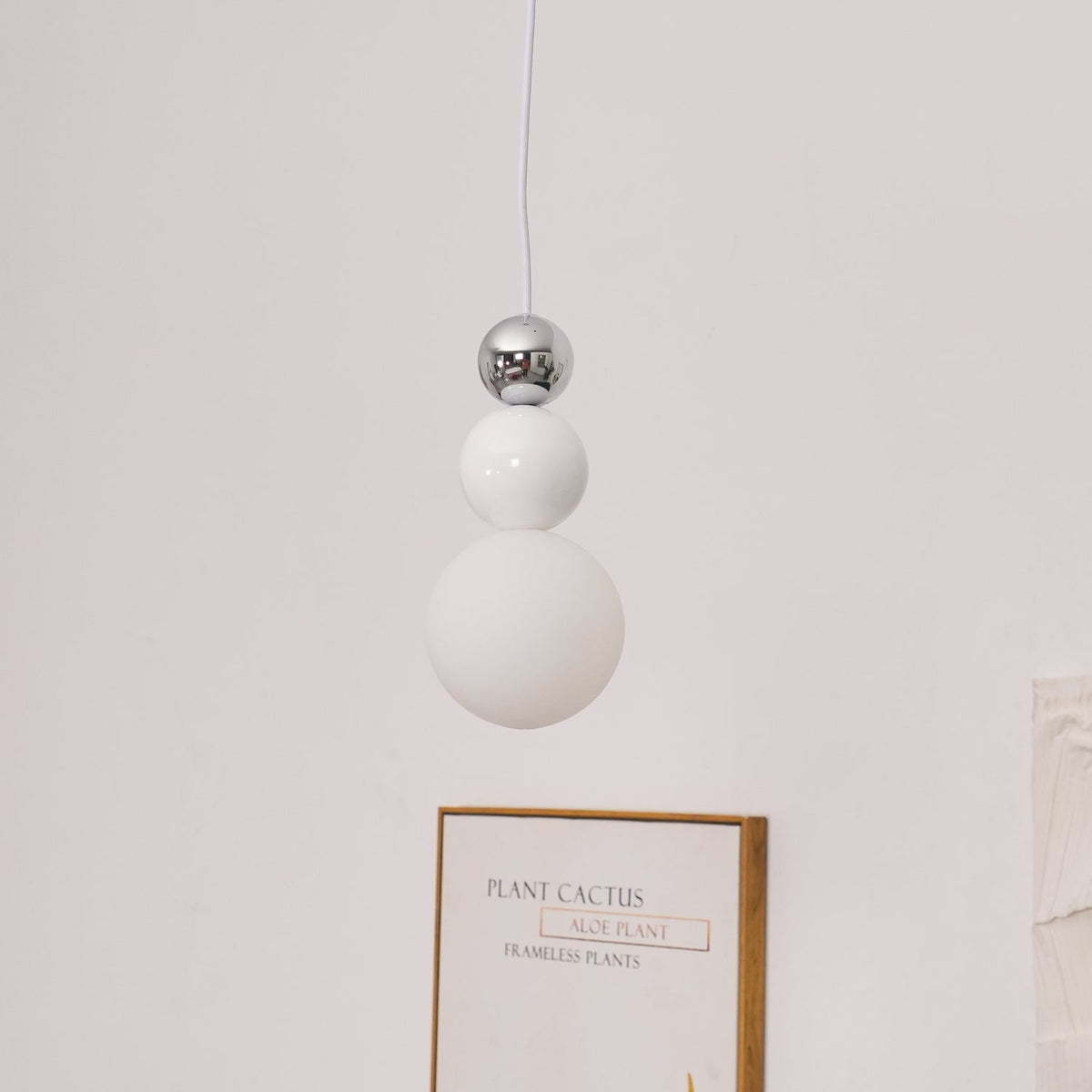 Elynd Acryl drie-ballen hanglamp