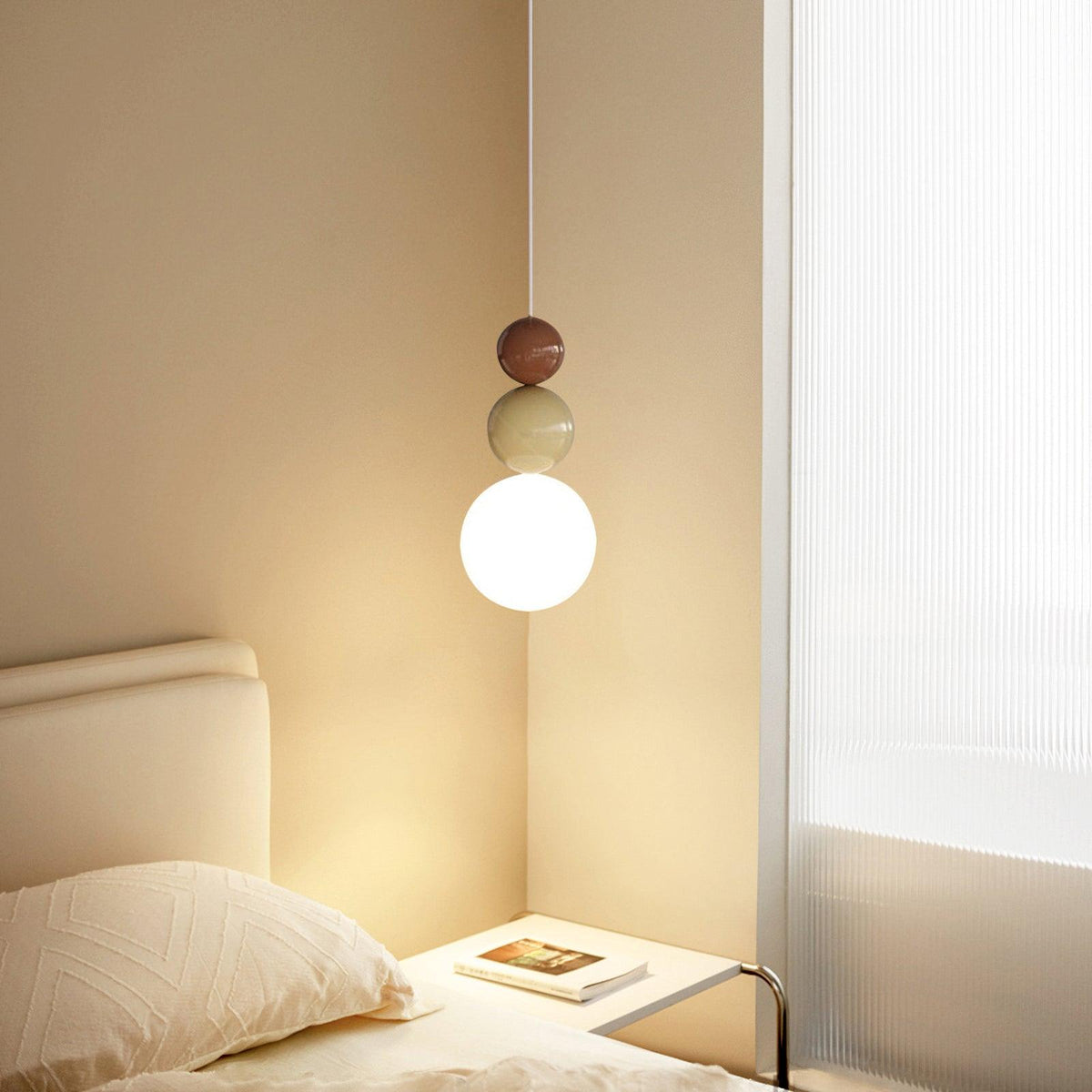 Elynd Acryl drie-ballen hanglamp