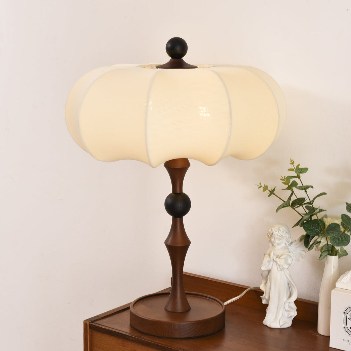 Lumae Houten en Stoffen Retro tafellamp