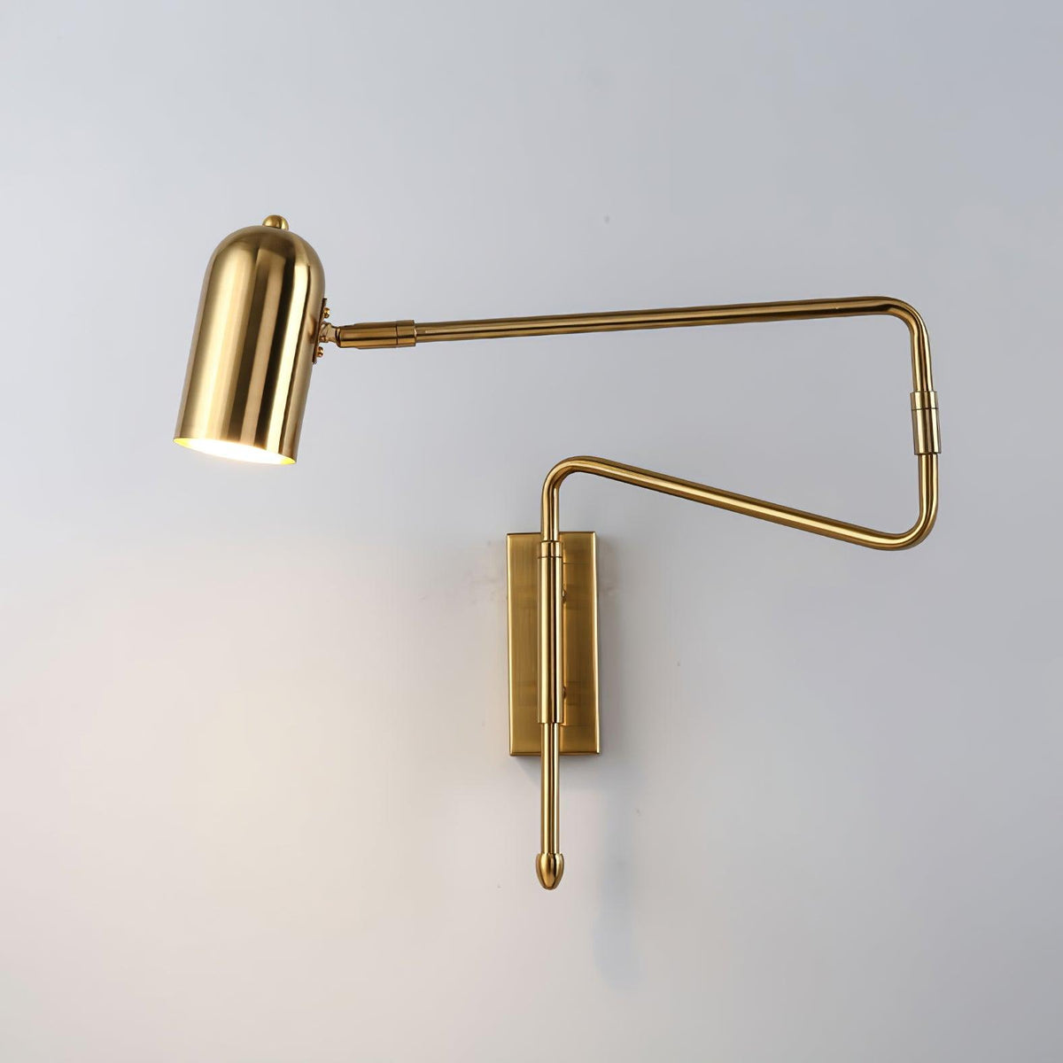 Nox verstelbare arm wandlamp met stekker