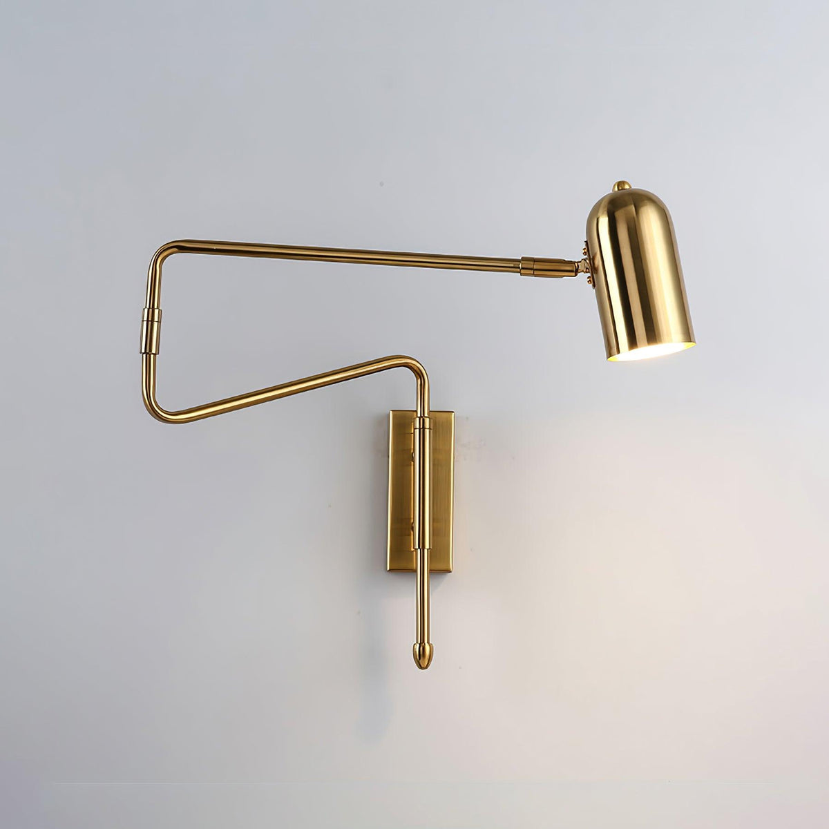 Nox verstelbare arm wandlamp met stekker