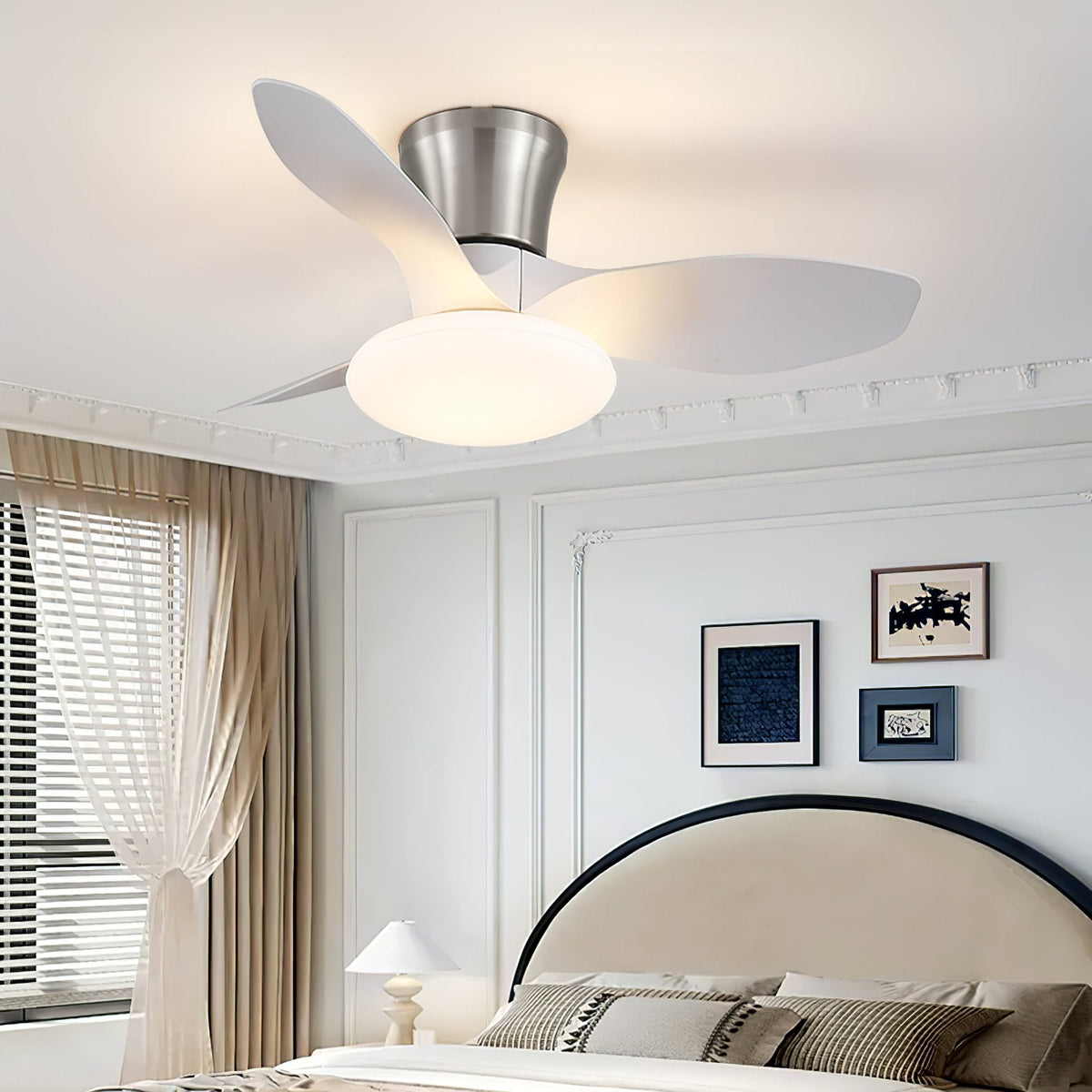 Velora Moderne plafondventilator met verlichting van walnoothout
