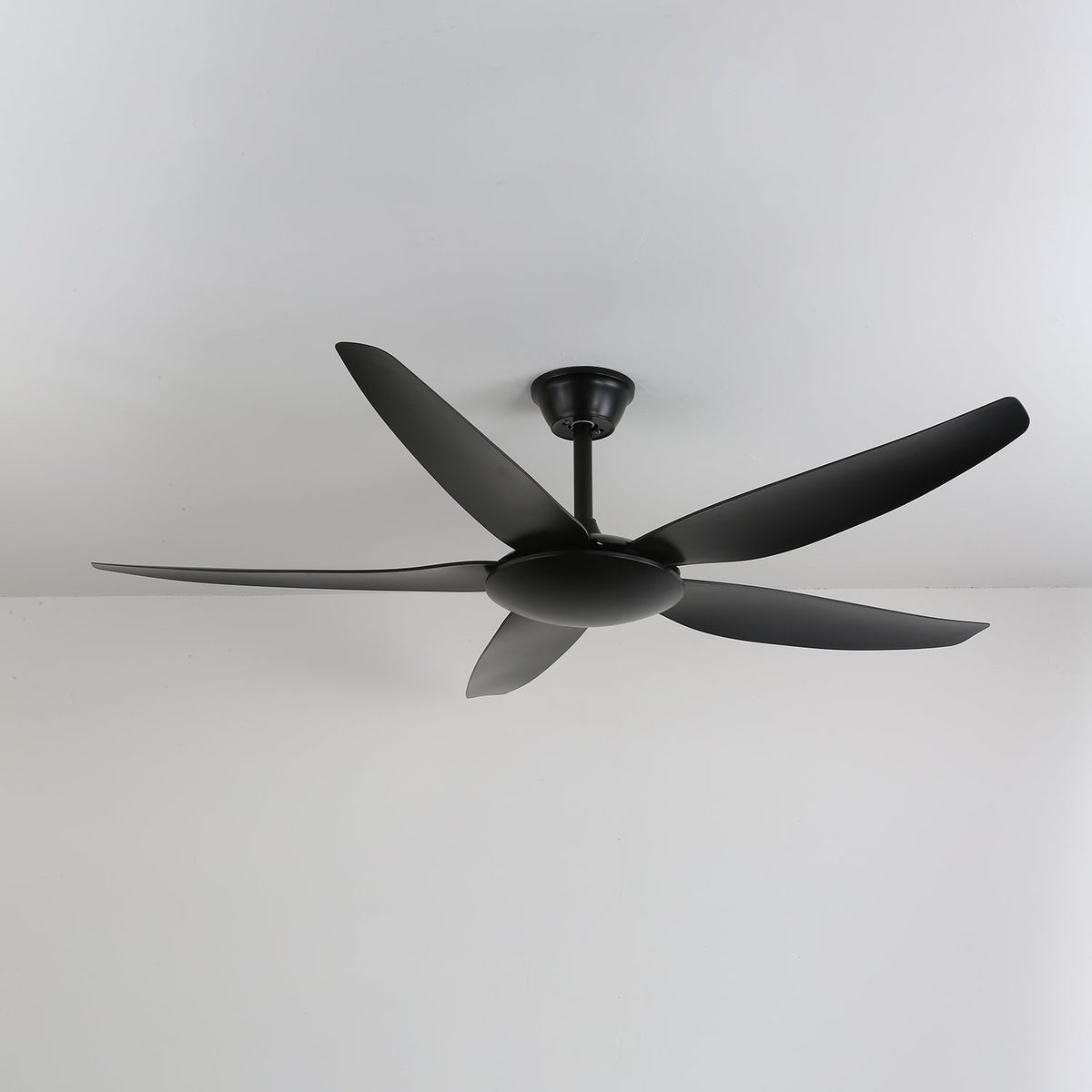 Onyxa minimalistisch plafondventilator met verlichting