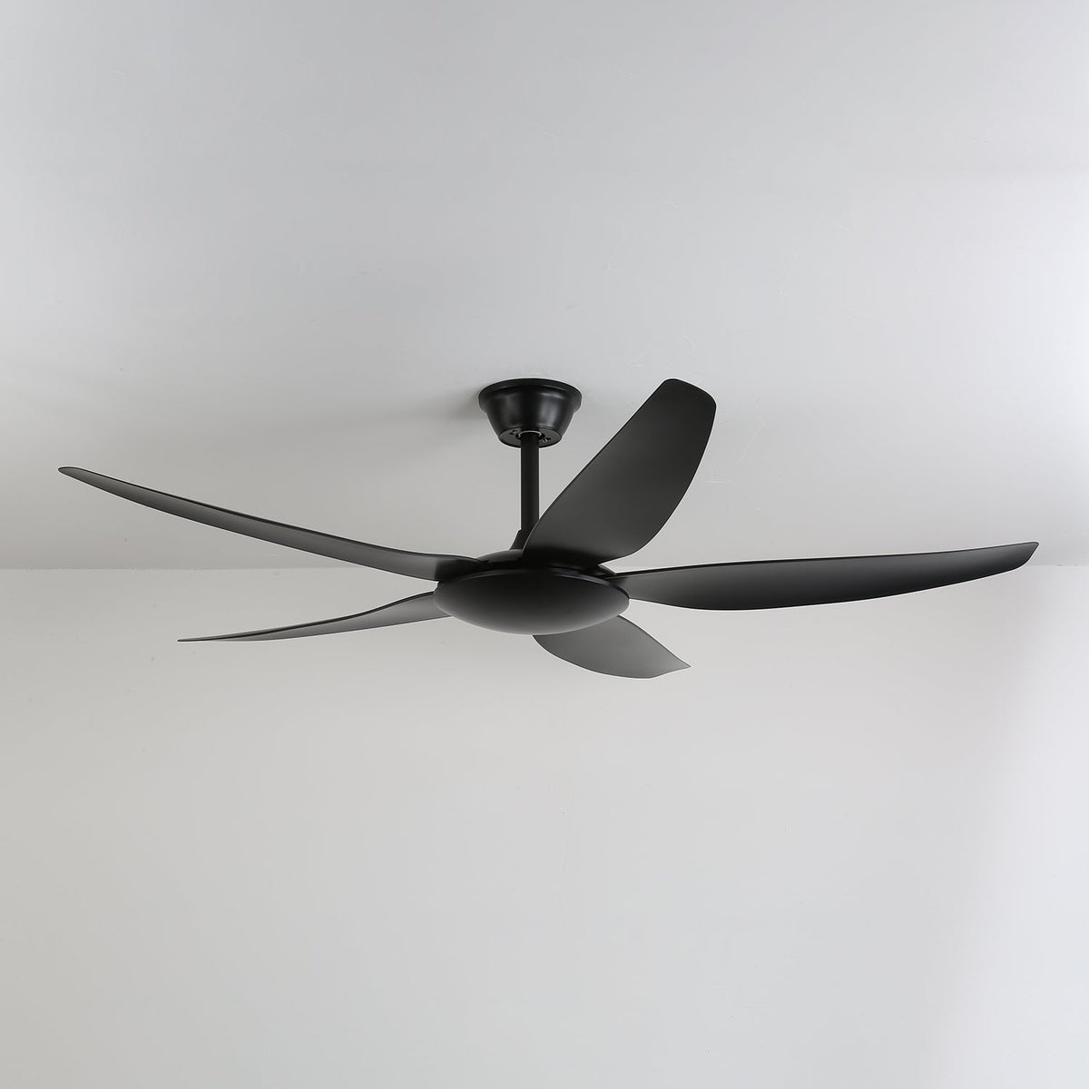 Onyxa minimalistisch plafondventilator met verlichting