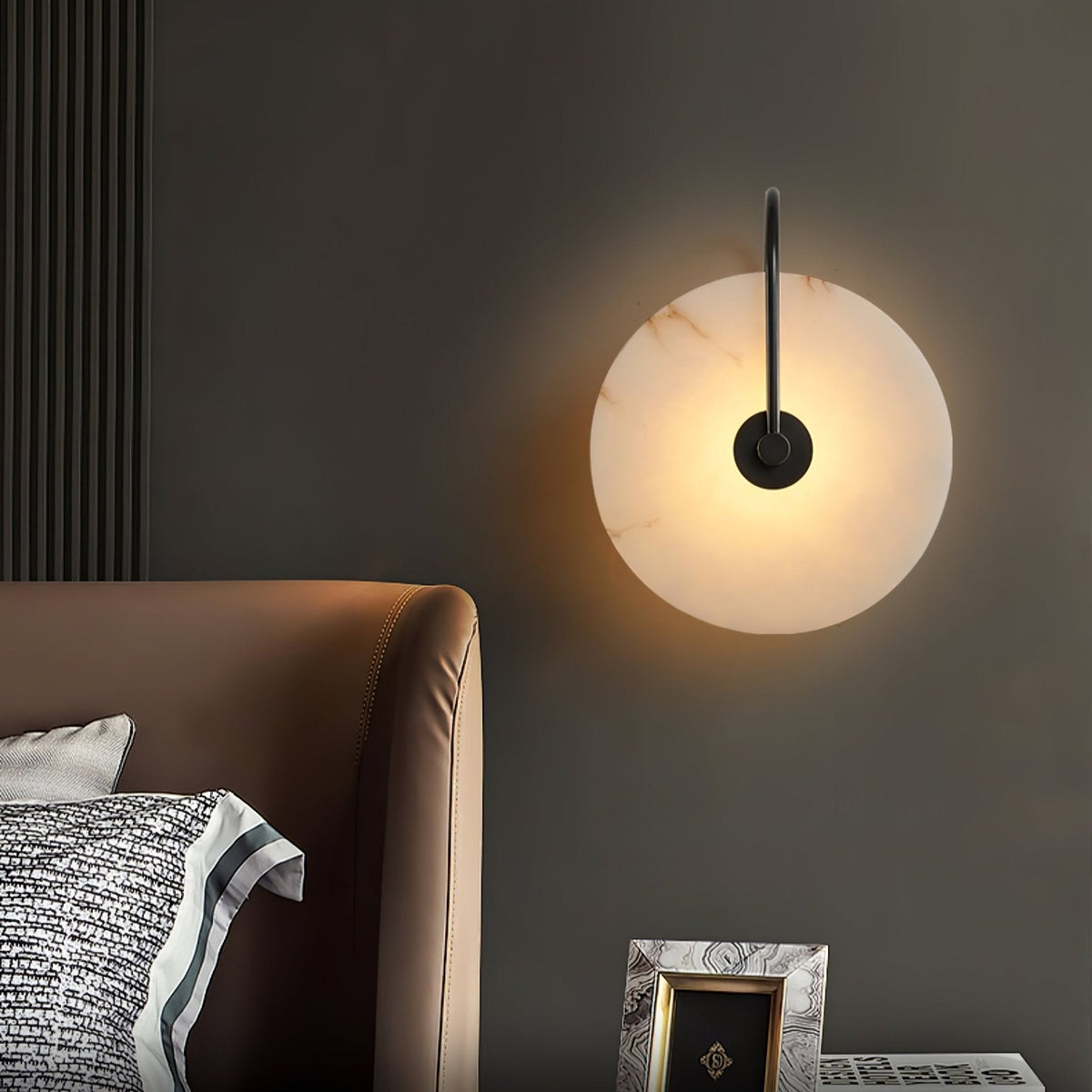 Albeaine Albast bollen wandlamp met Stekker
