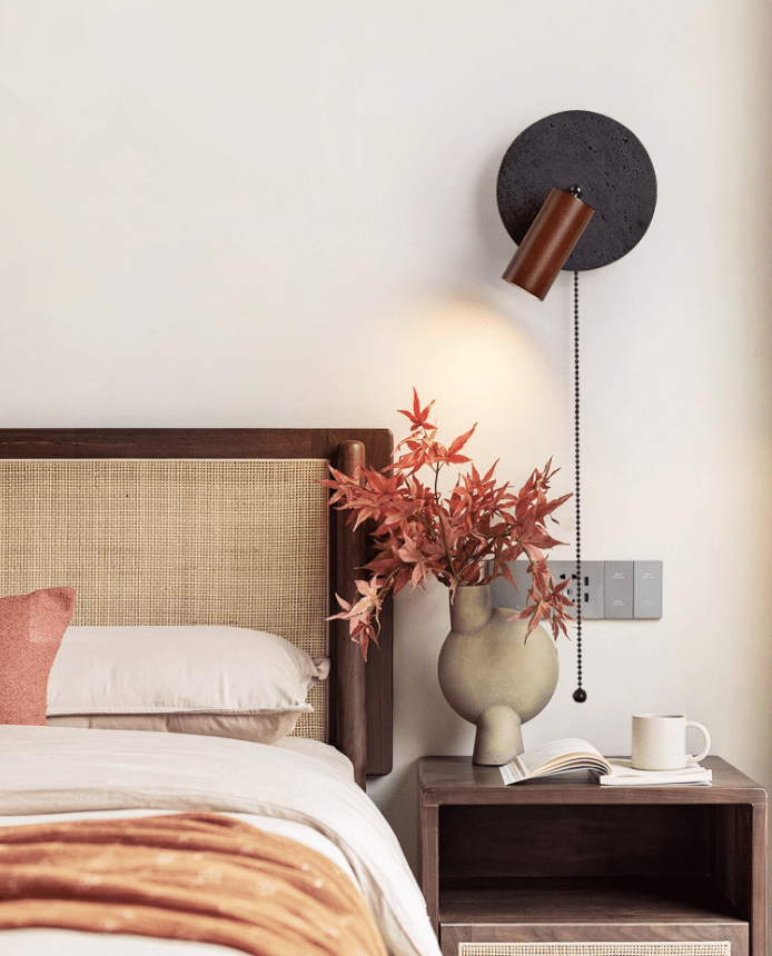 Jaxlen Zwart travertin wandlamp