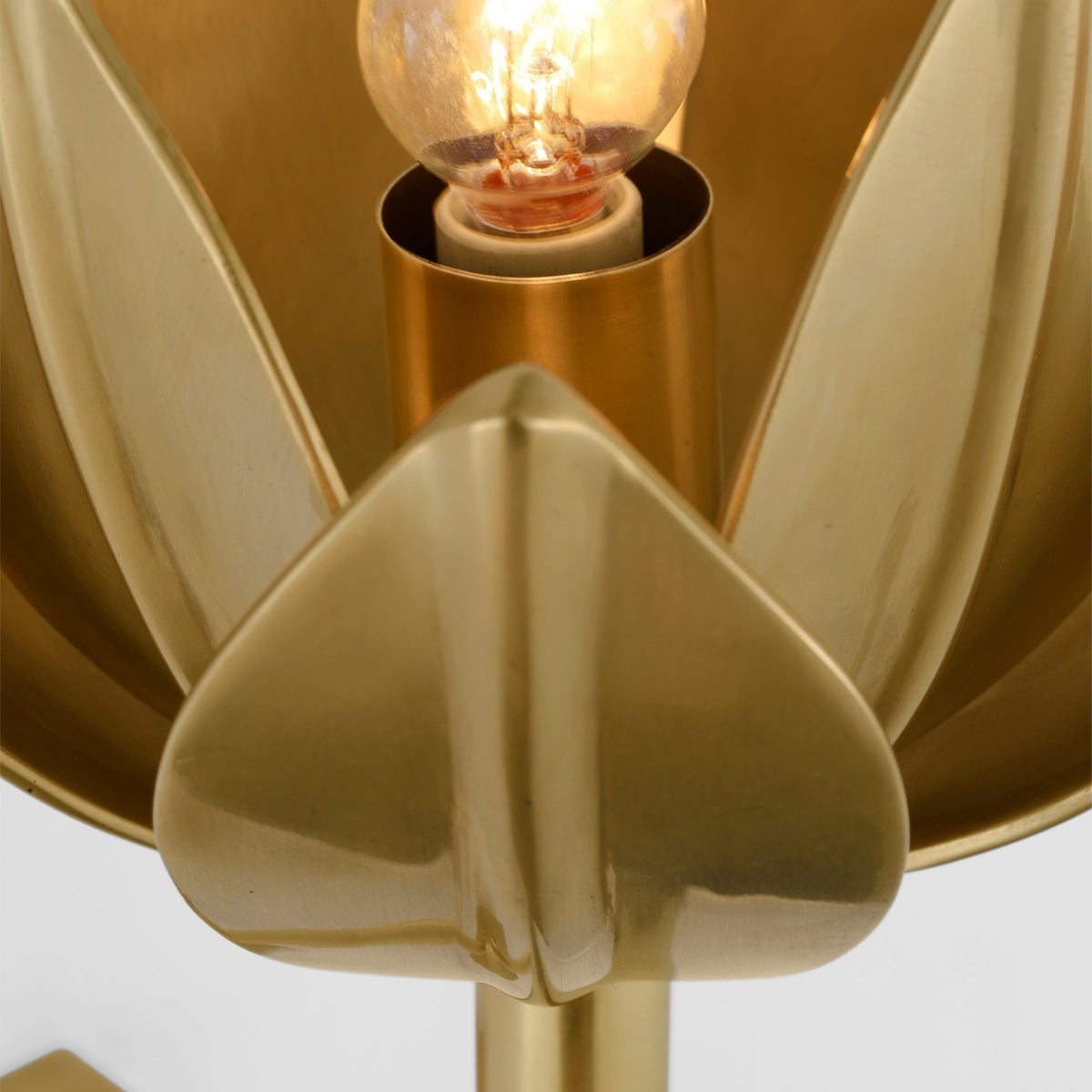 Clira messing wandlamp Lotus Bloom