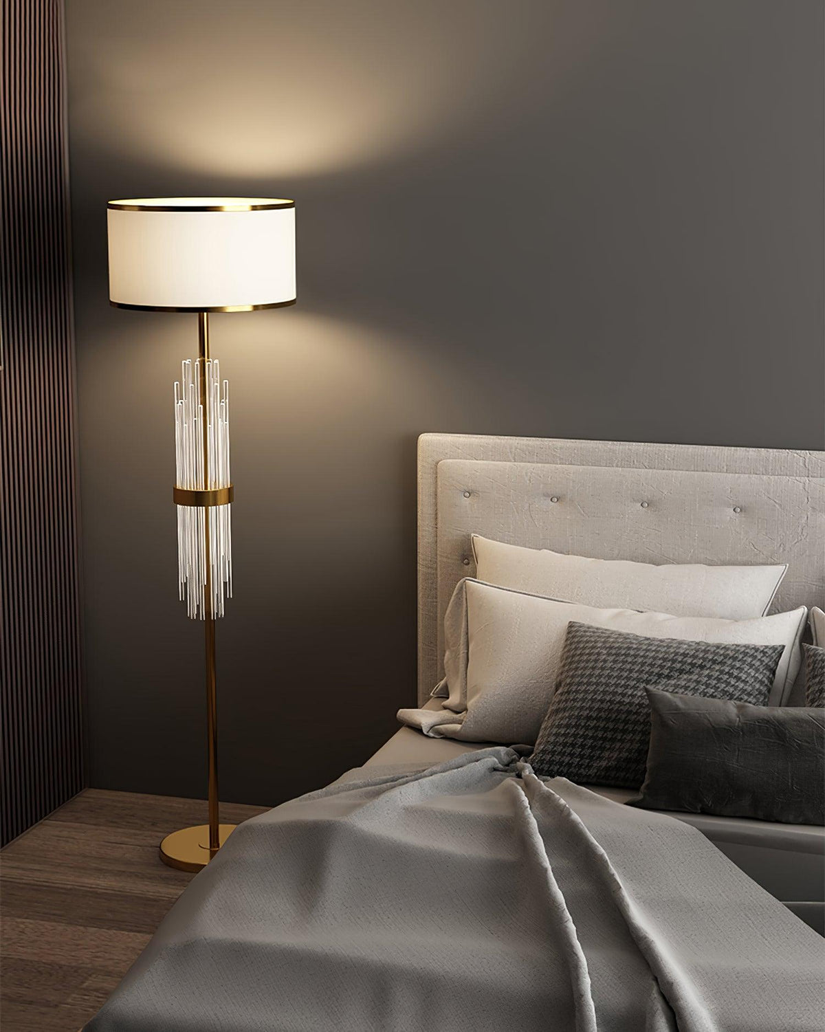 Regalian eigentijdse vloerlamp van textiel in goudkleurige afwerking
