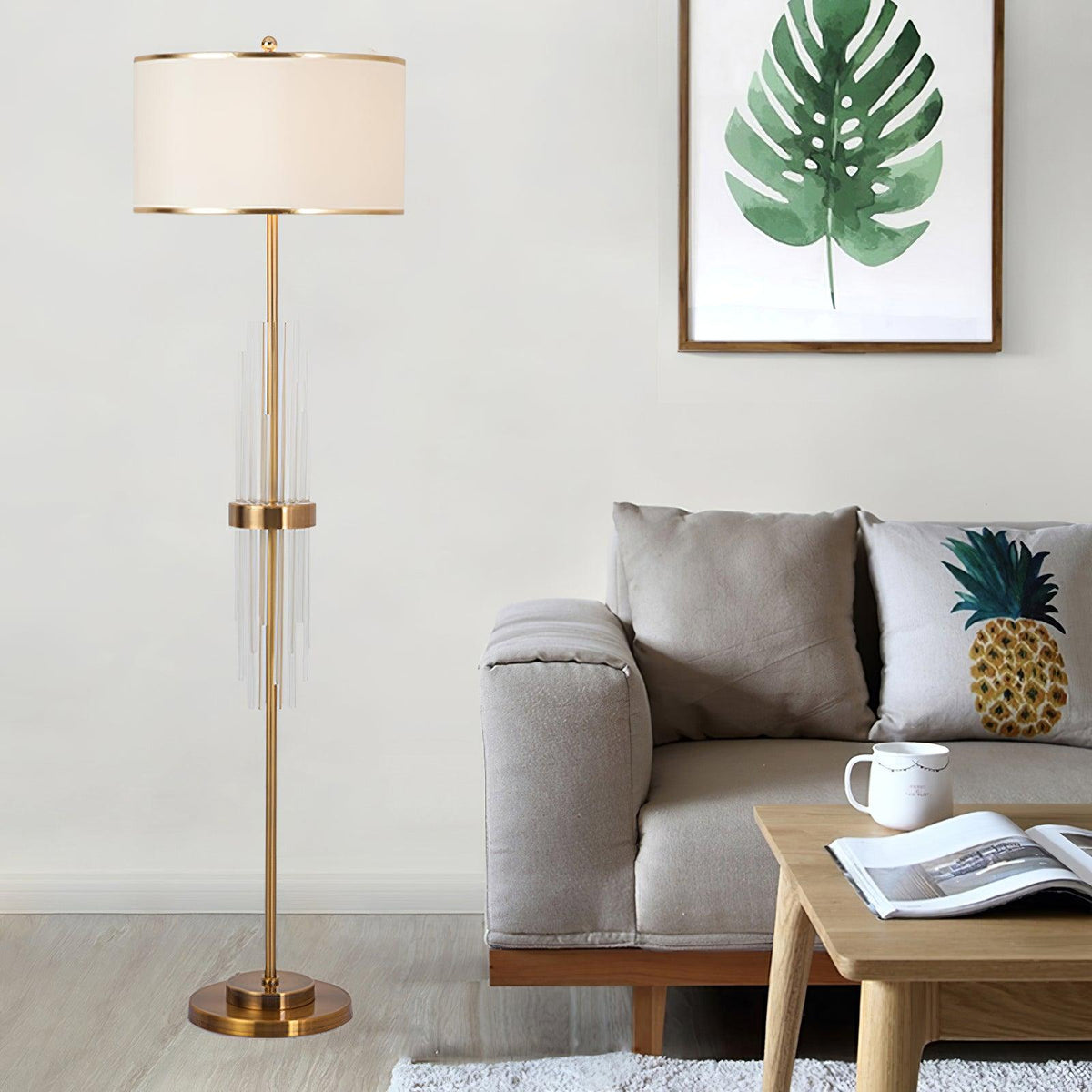 Regalian eigentijdse vloerlamp van textiel in goudkleurige afwerking