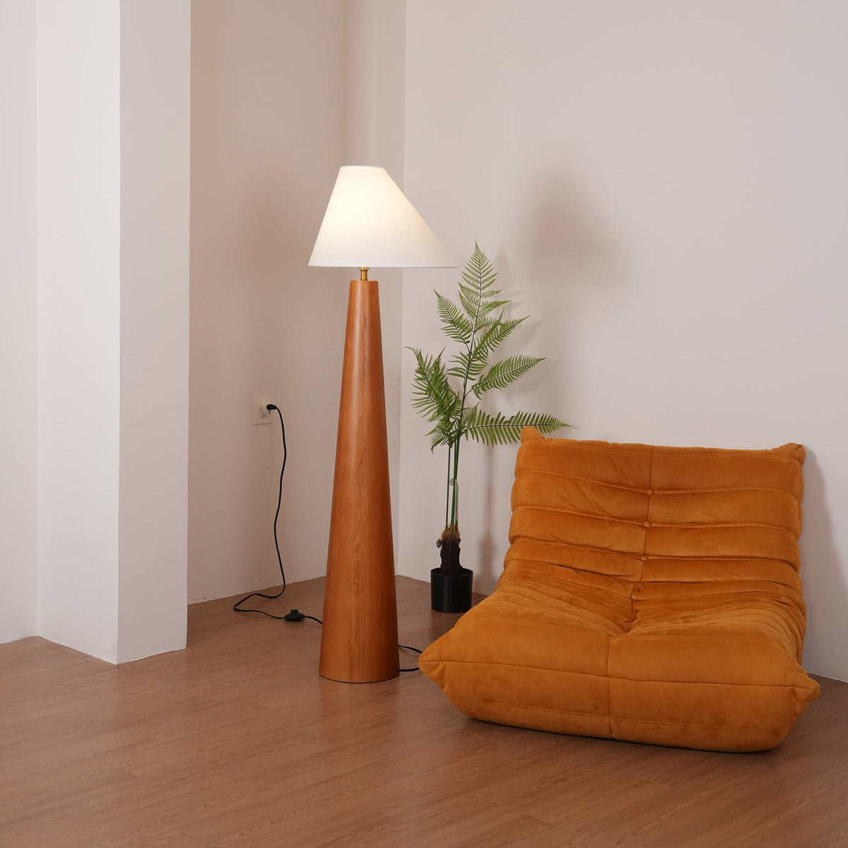 Pinnacle minimalistisch Houten vloerlamp