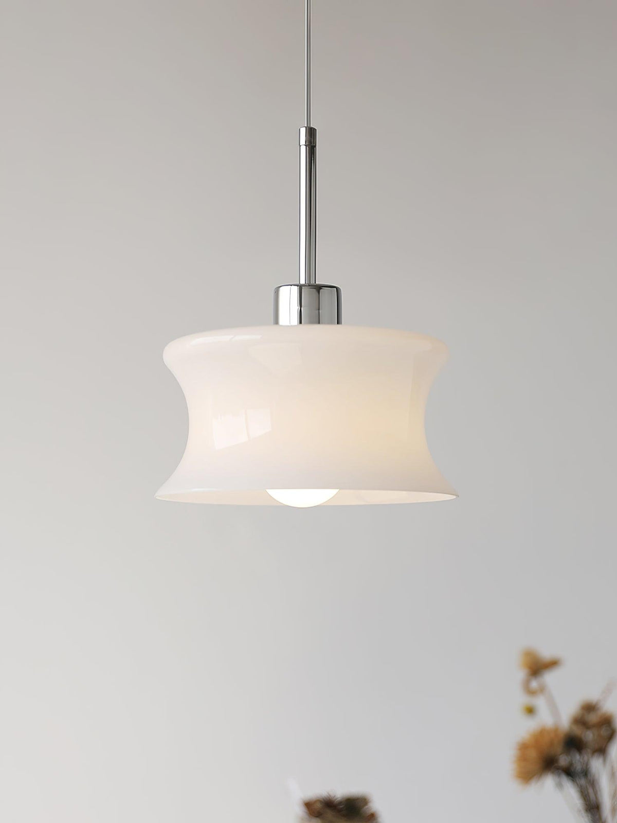 Zenthia klassieke hanglamp met beige en goudkleurig glas