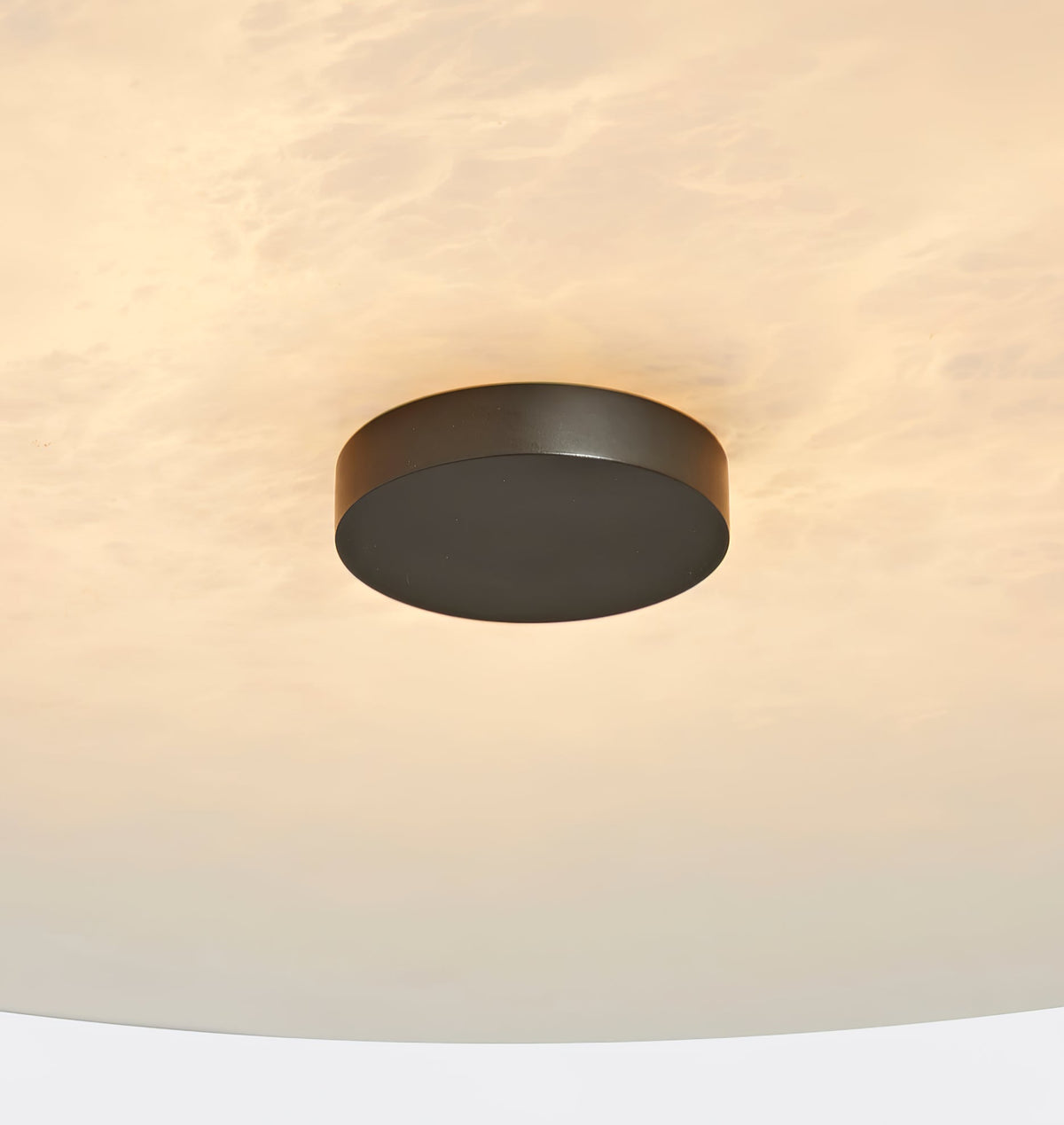 Ines Eterna Moderne witte wandlamp van albast