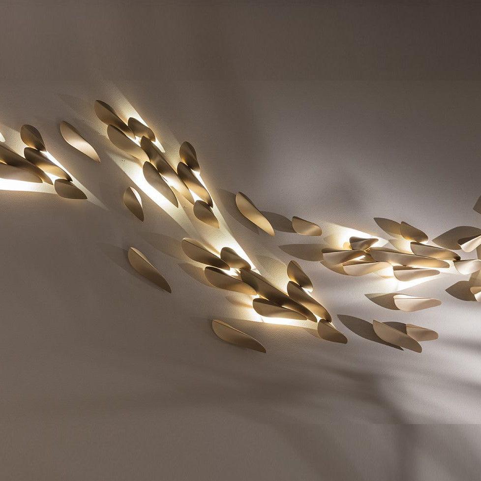 Avynis Abstract messing wandlamp