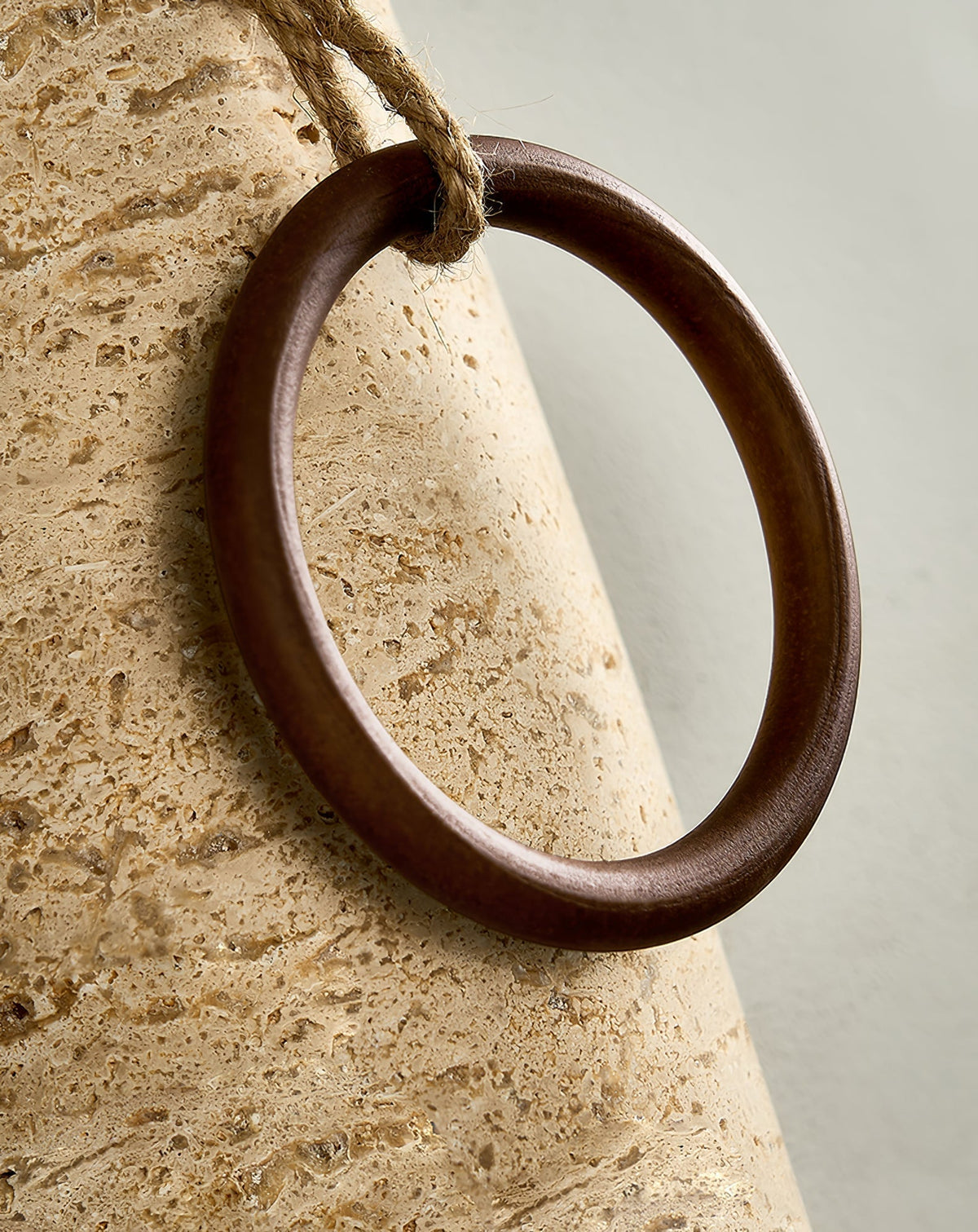 Elvris wandlamp