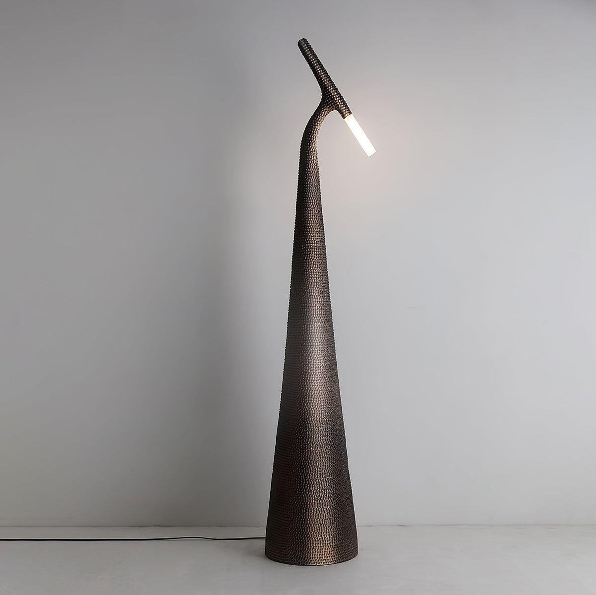 Sysolyra vloerlamp van hars van textuurhars