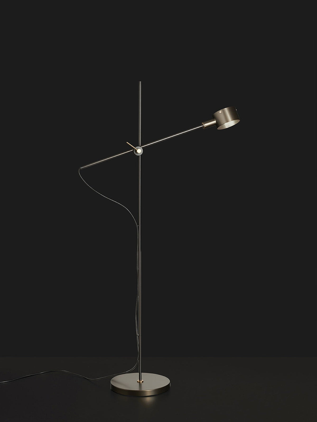 Arclen verstelbare vloerlamp met horizontale arm