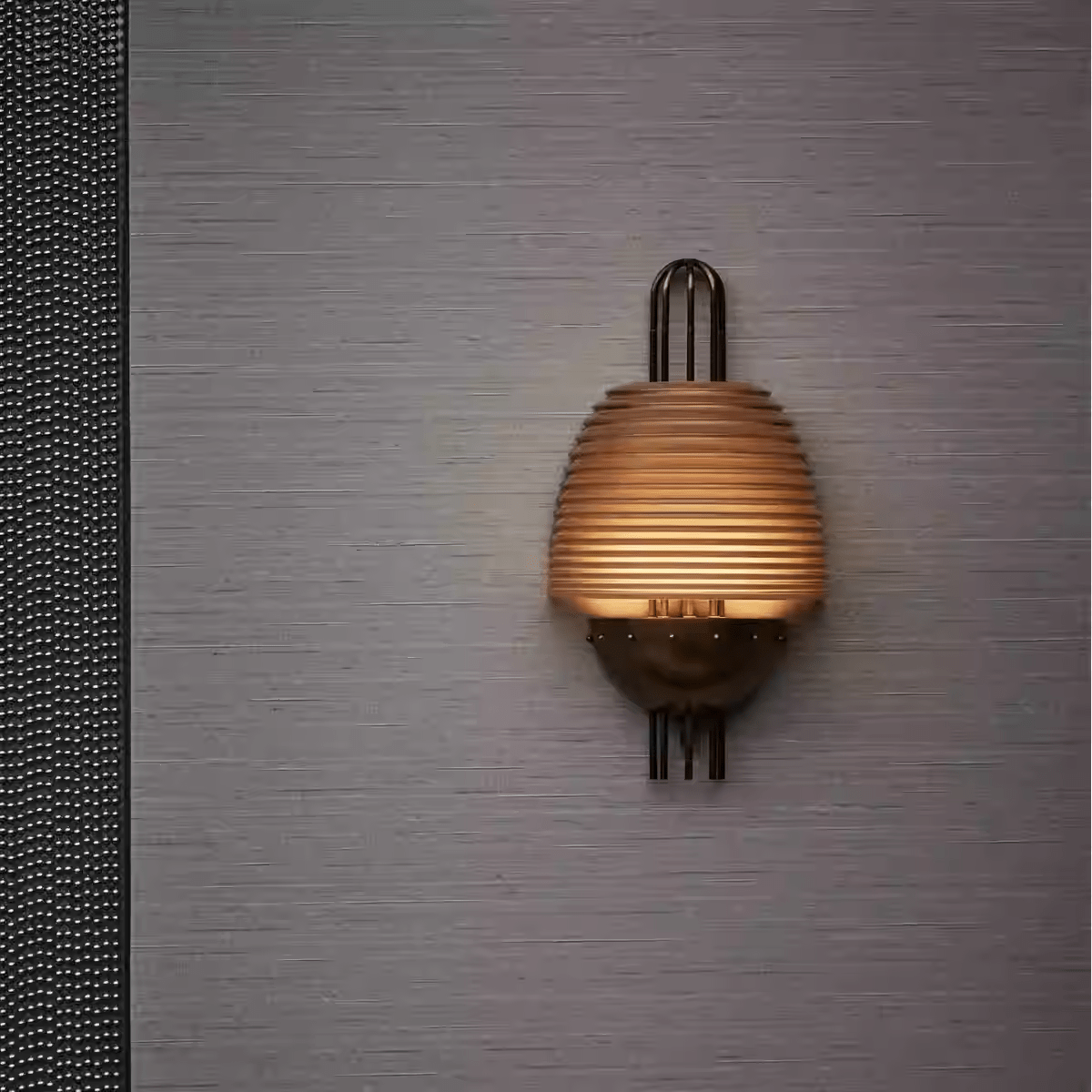 Brys Industrieel Geribbeld Messing Wandlamp