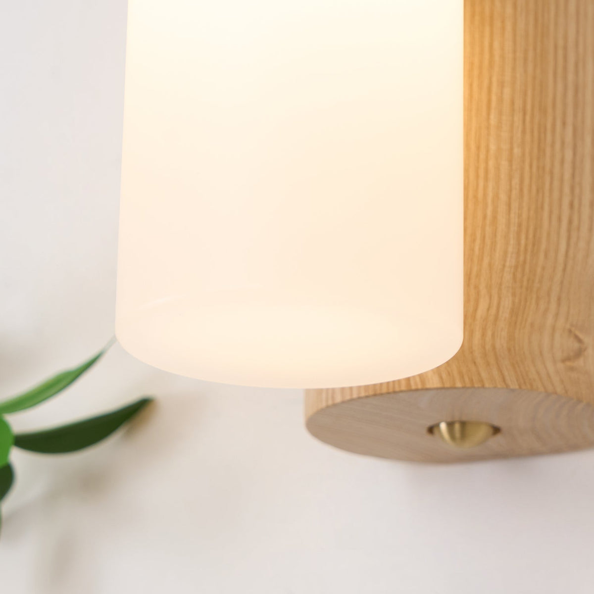 King Moderne minimalistische wandlamp van hout
