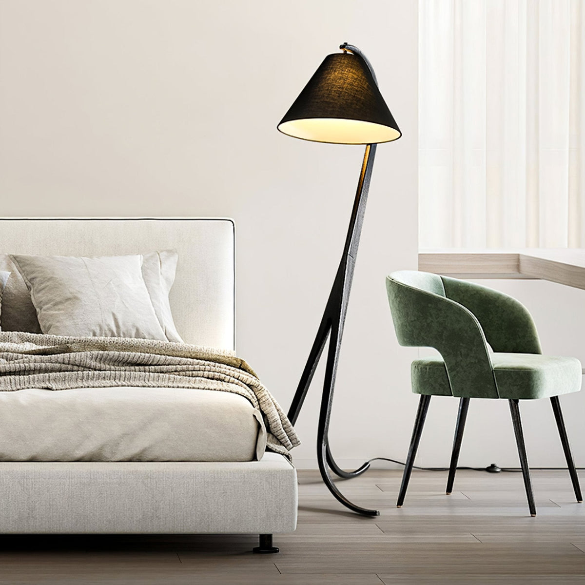 Udorila gebogen houten vloerlamp
