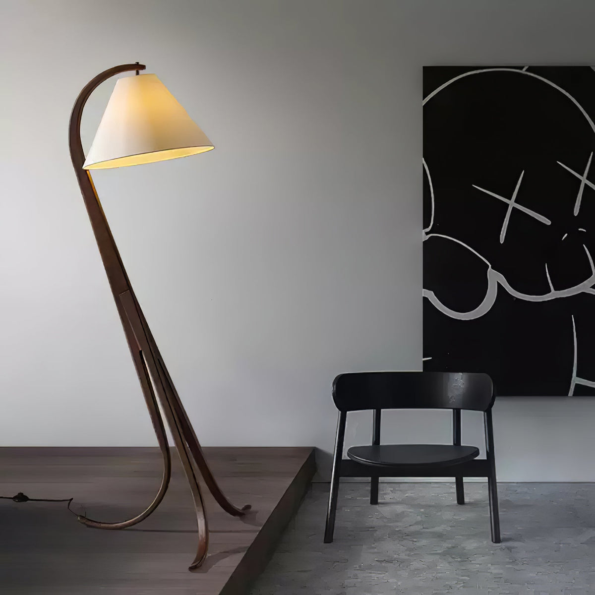 Udorila gebogen houten vloerlamp
