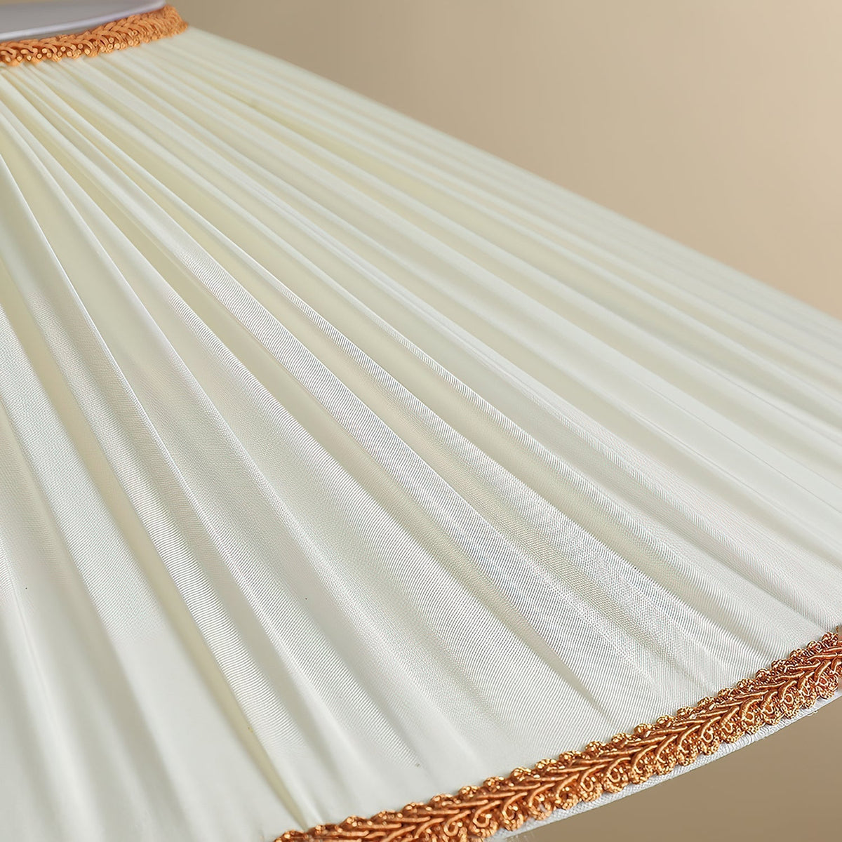 Umbera hanglamp met geplooide kap