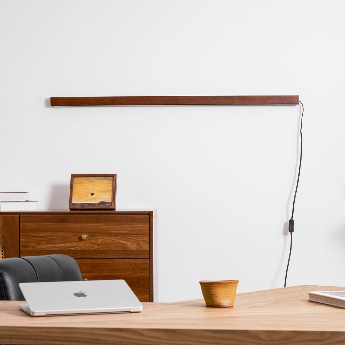 Bryf wandlamp Lineair Hout Met Stekker