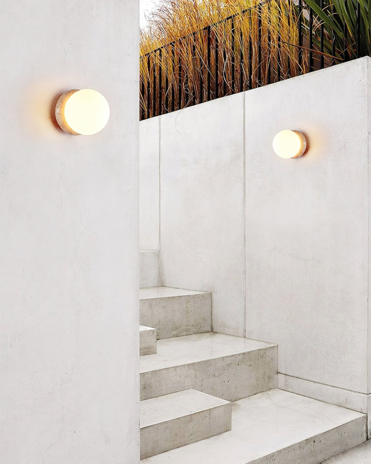 Taverelia ronde plaat wandlamp in geel travertin
