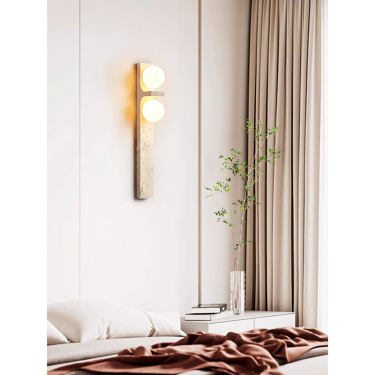 Eirikuvys moderne wandlamp met organisch travertin in minimalistische stijl