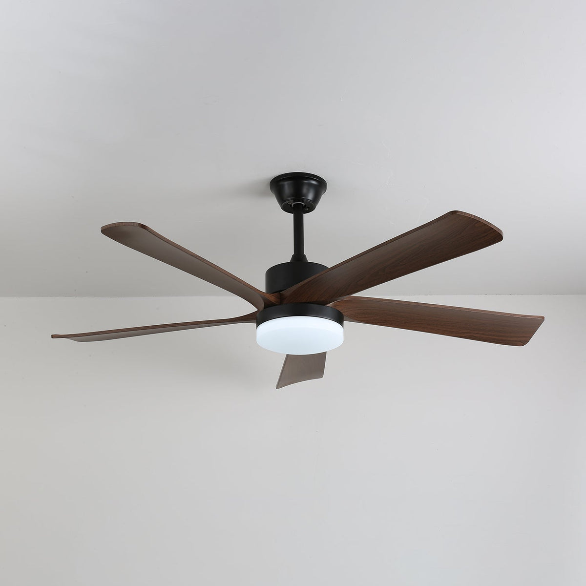 Eryndor moderne plafondventilator met verlichting van hout