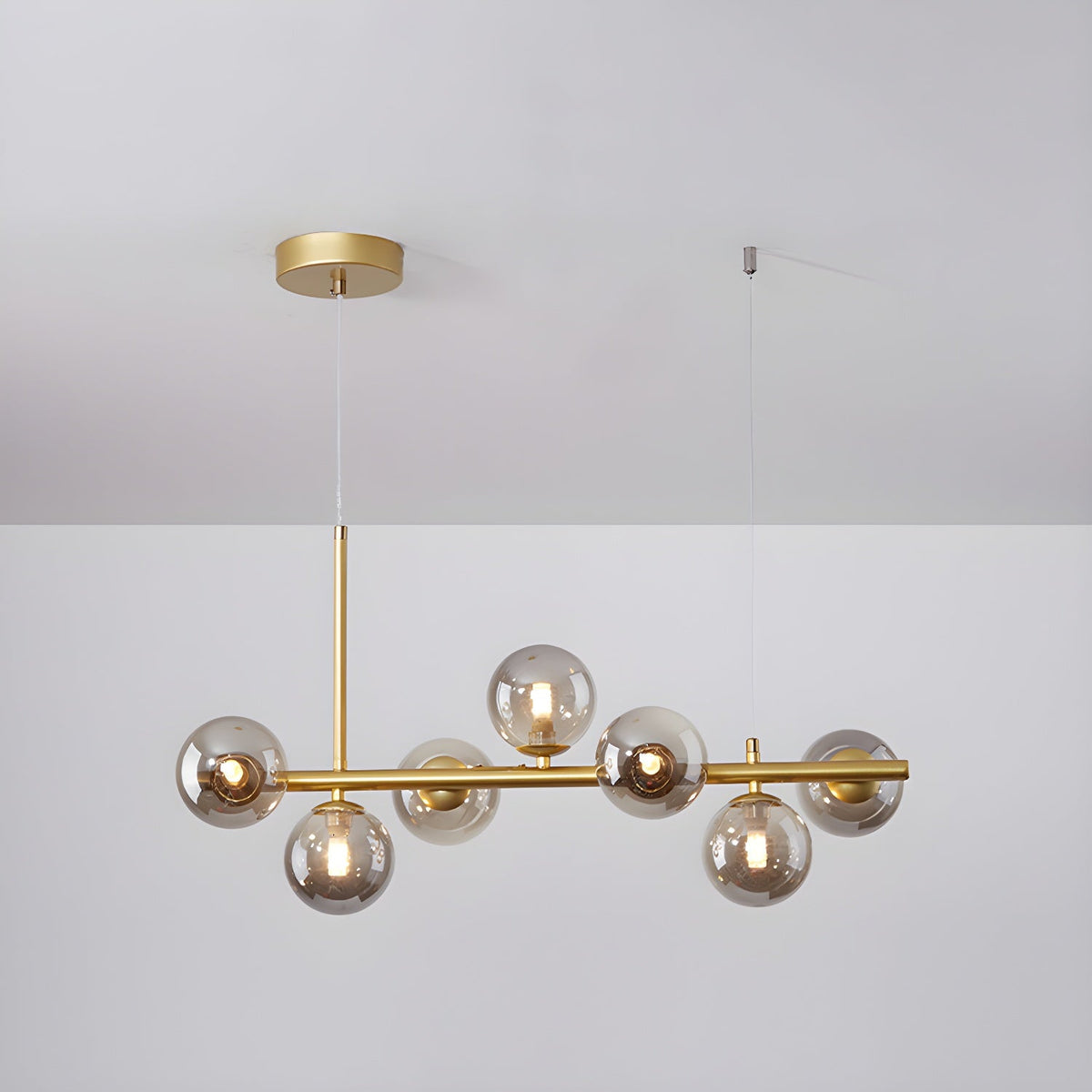 Lioroora kroonluchter met glazen bol goudkleurige afwerking 12-Light