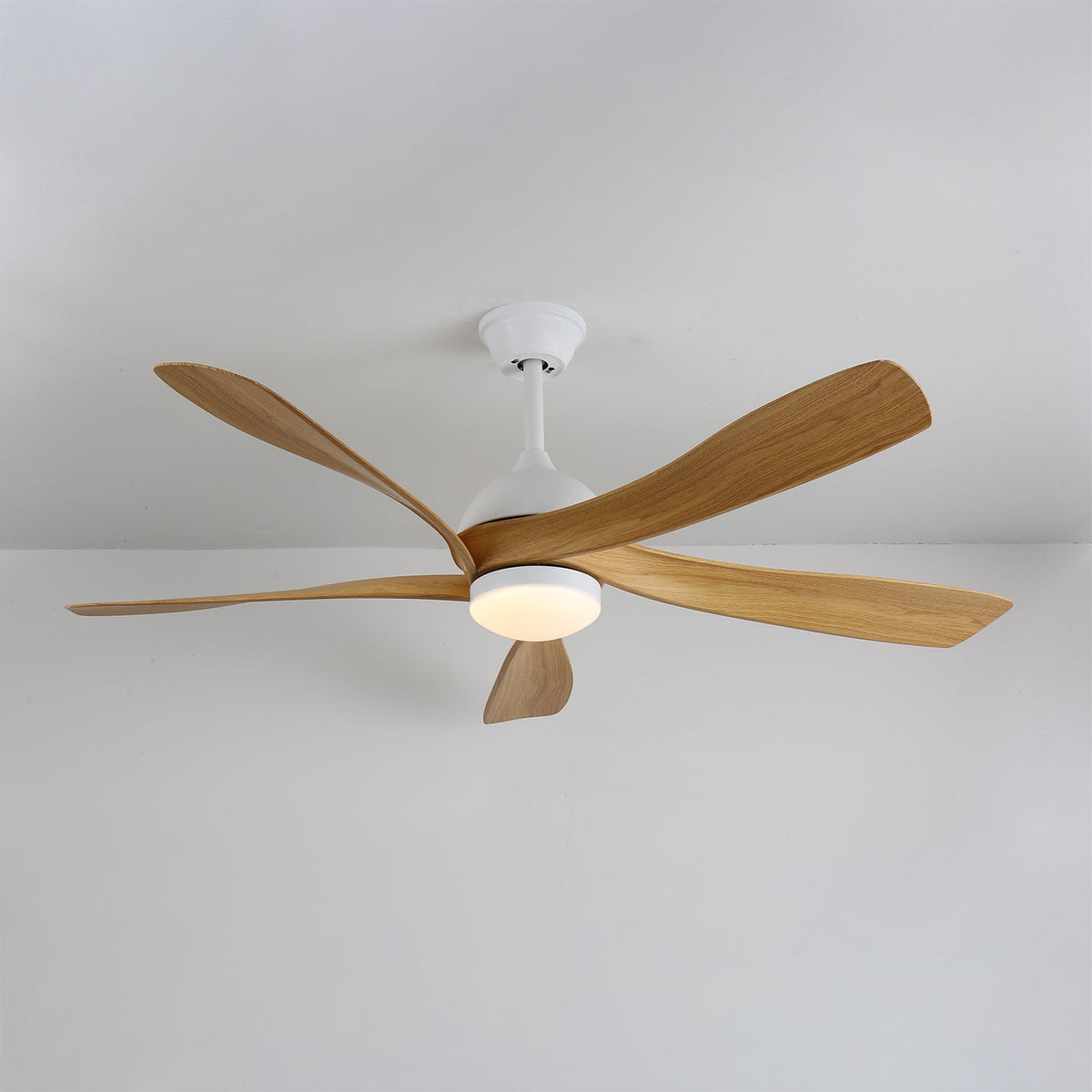 Sylven Moderne plafondventilator met verlichting van hout