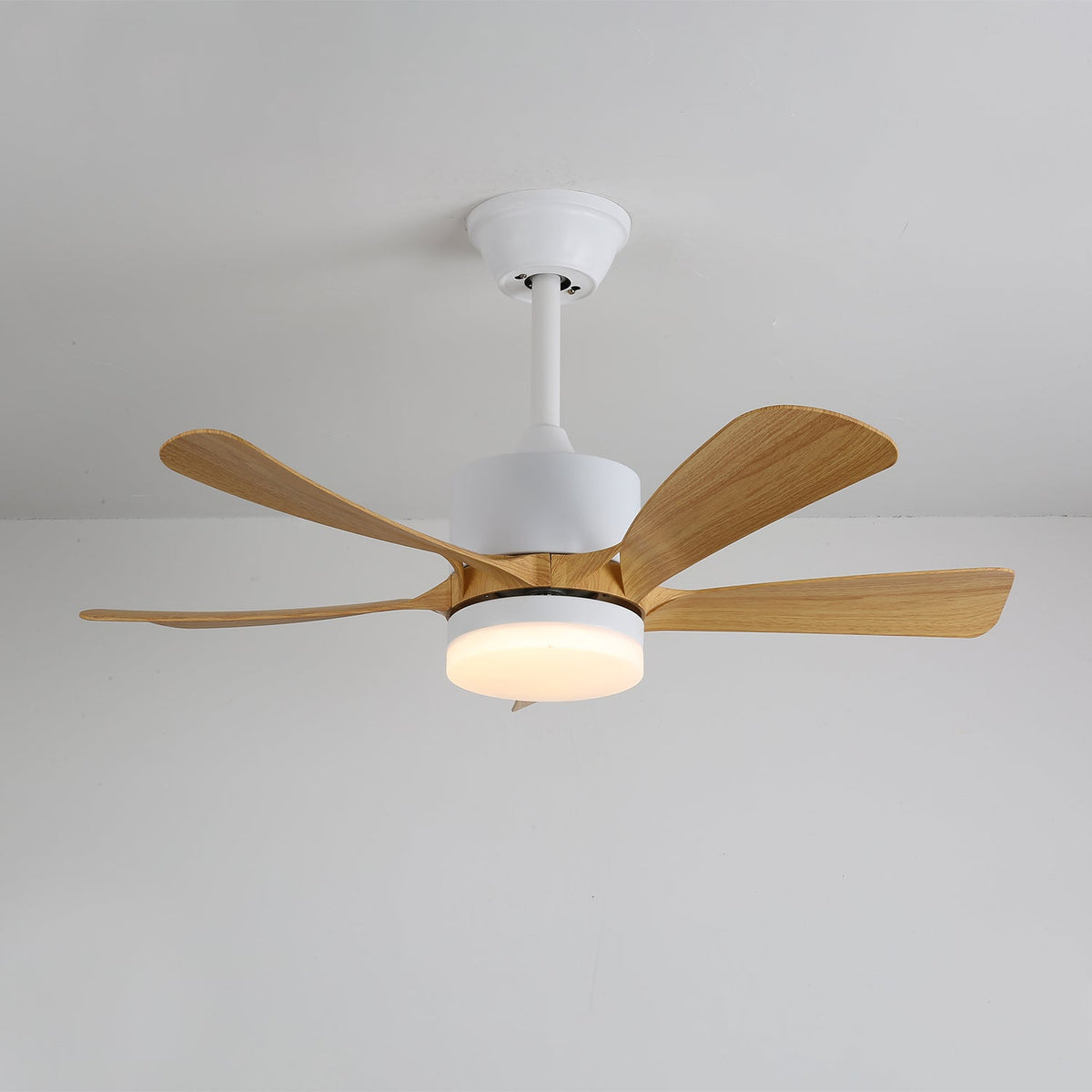 Sylven Moderne plafondventilator met verlichting van hout