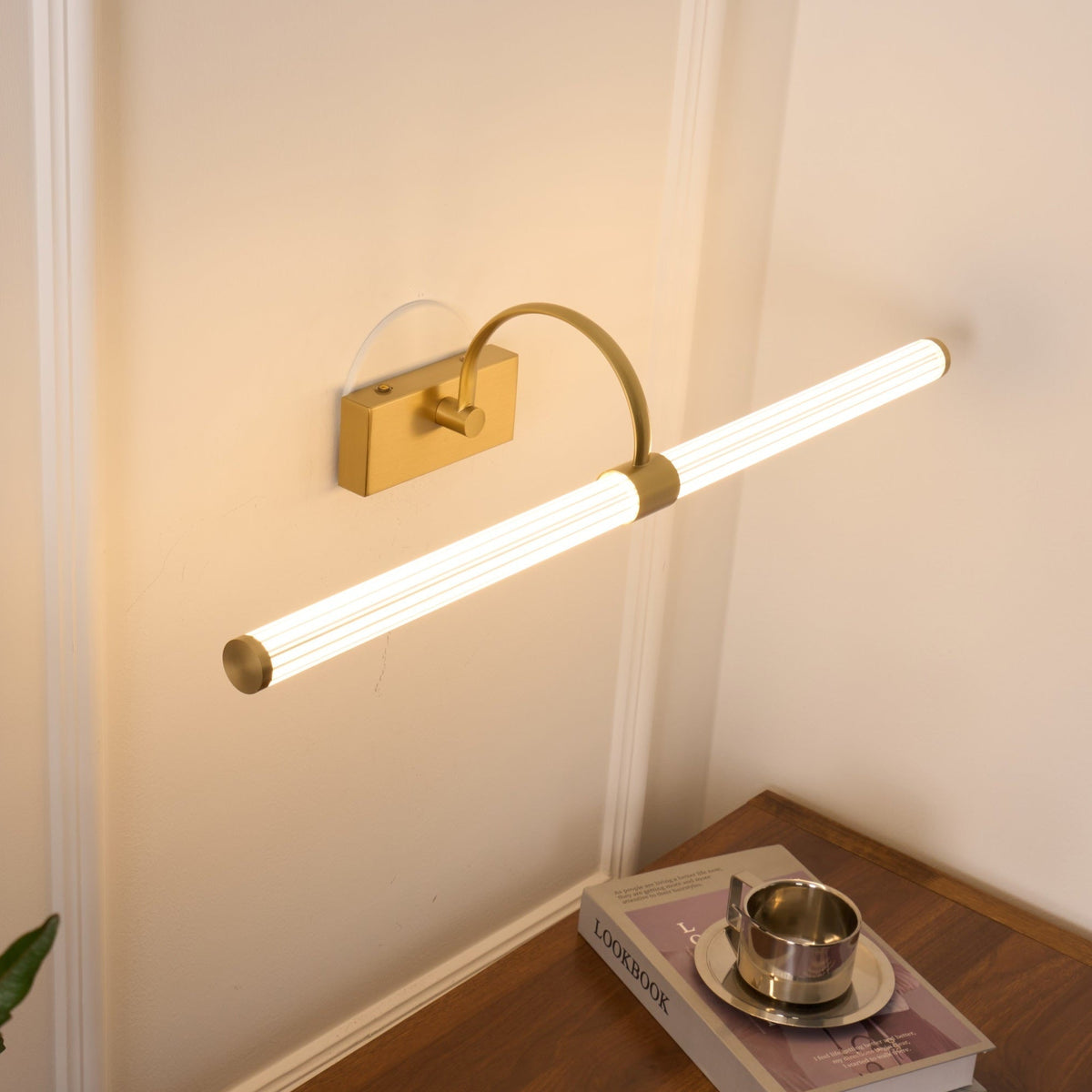 Beryl Moderne minimalistische wandlamp van messing