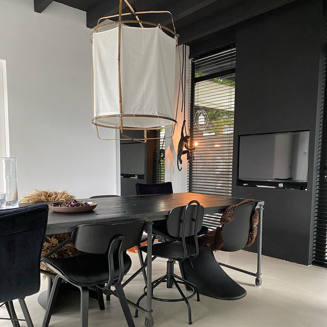 Arioelia hanglamp met bamboe lampenkap voor de woonkamer