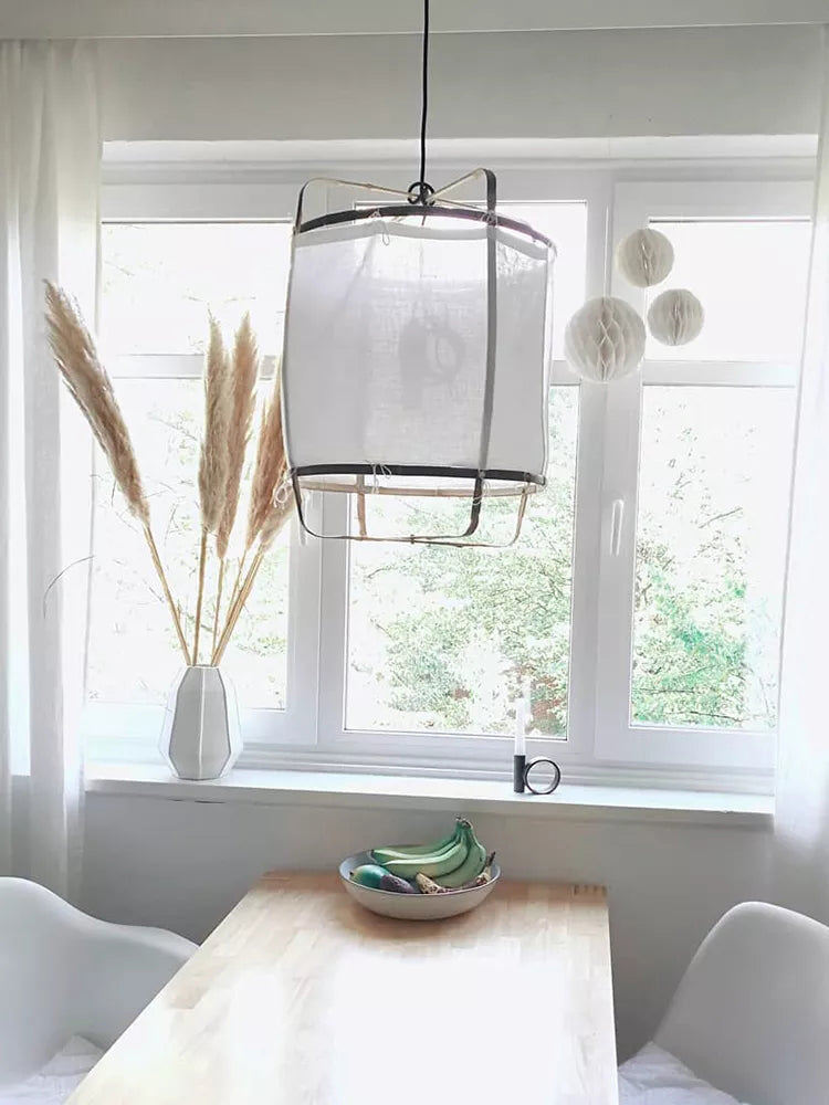 Arioelia hanglamp met bamboe lampenkap voor de woonkamer