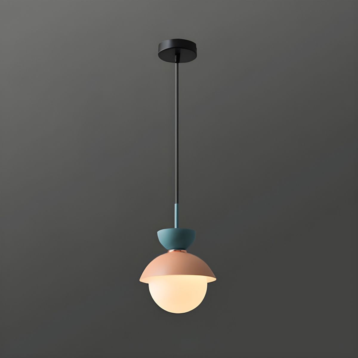 Cairns Nordic Globe LED Hanglamp Kleurrijk Metaal Slaapkamer