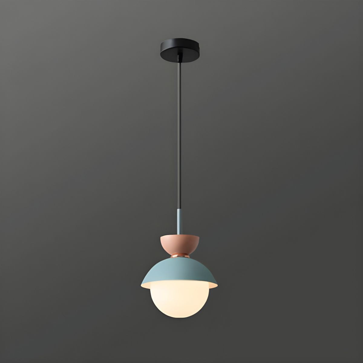 Cairns Nordic Globe LED Hanglamp Kleurrijk Metaal Slaapkamer