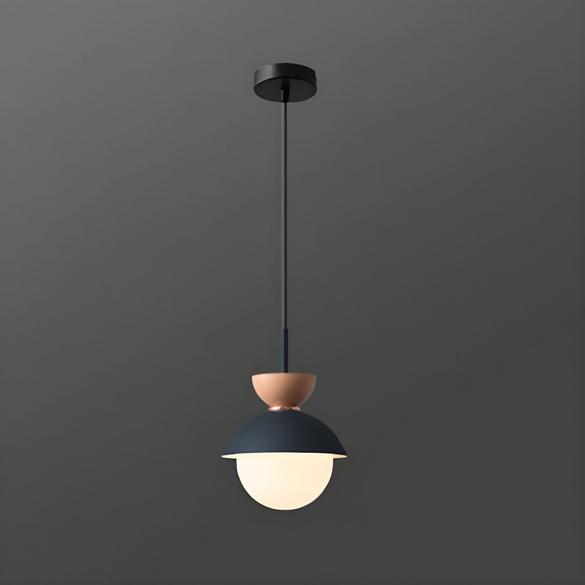 Cairns Nordic Globe LED Hanglamp Kleurrijk Metaal Slaapkamer