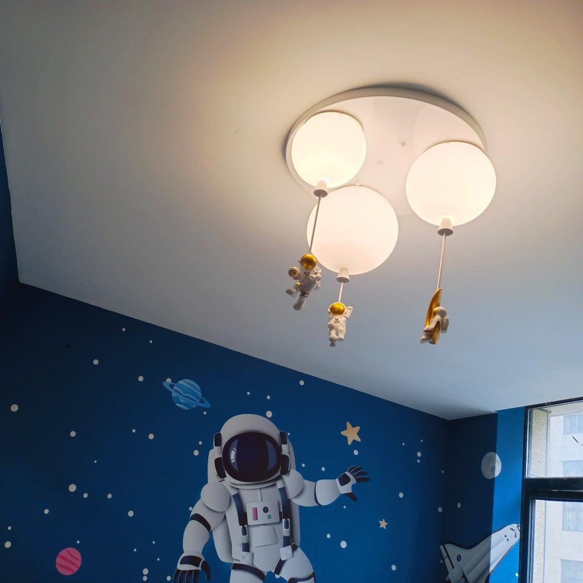 Gorvin Frosted Balloon Combinations plafondlamp